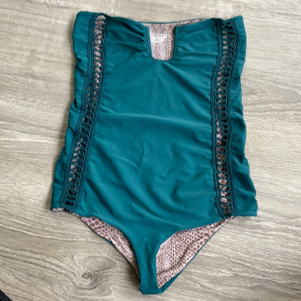 Acacia crochet one piece